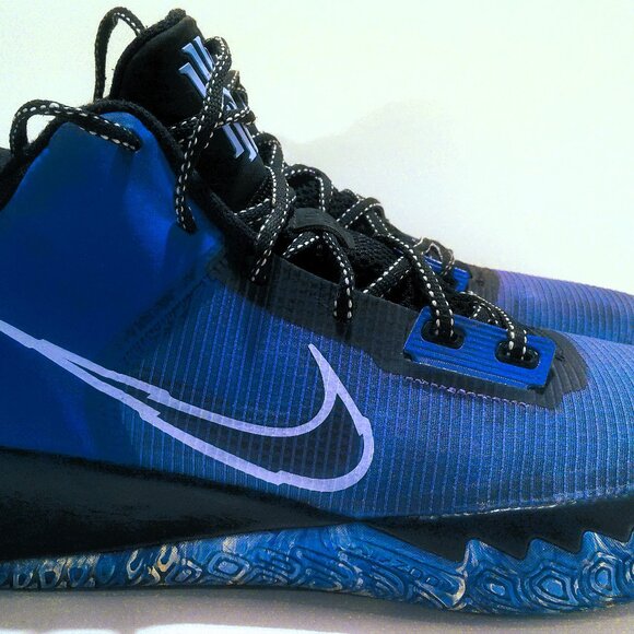 Men\'s Nike Kyrie Flytrap 4 Racer Blue, Size 11.5, very good condition main image 8